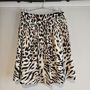 White House Black Market Animal Print Skirt Size 0